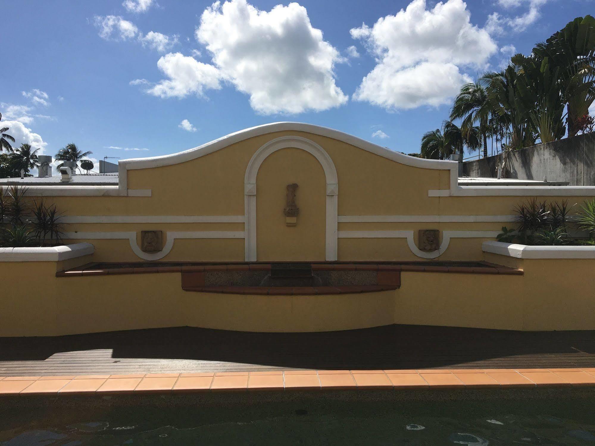 Il Palazzo Holiday Apartments Cairns Exterior foto