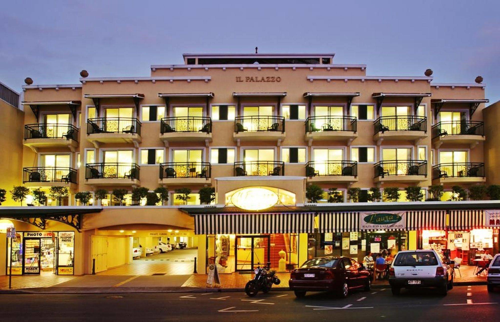 Il Palazzo Holiday Apartments Cairns Exterior foto