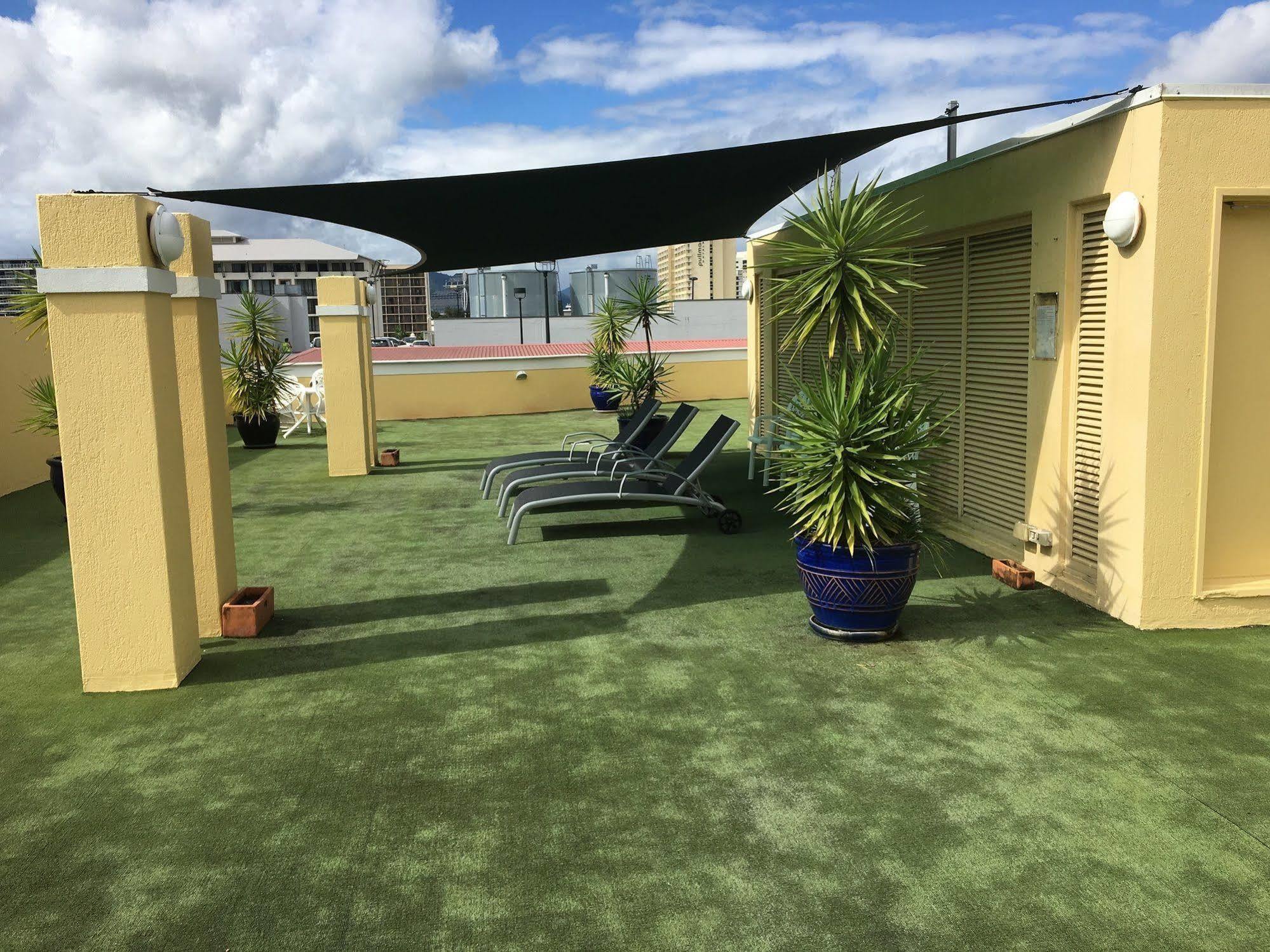 Il Palazzo Holiday Apartments Cairns Exterior foto